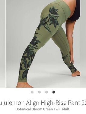 (ISO not for sale) lululemon Align High-Rise Leggings in Botanical Bloom Green